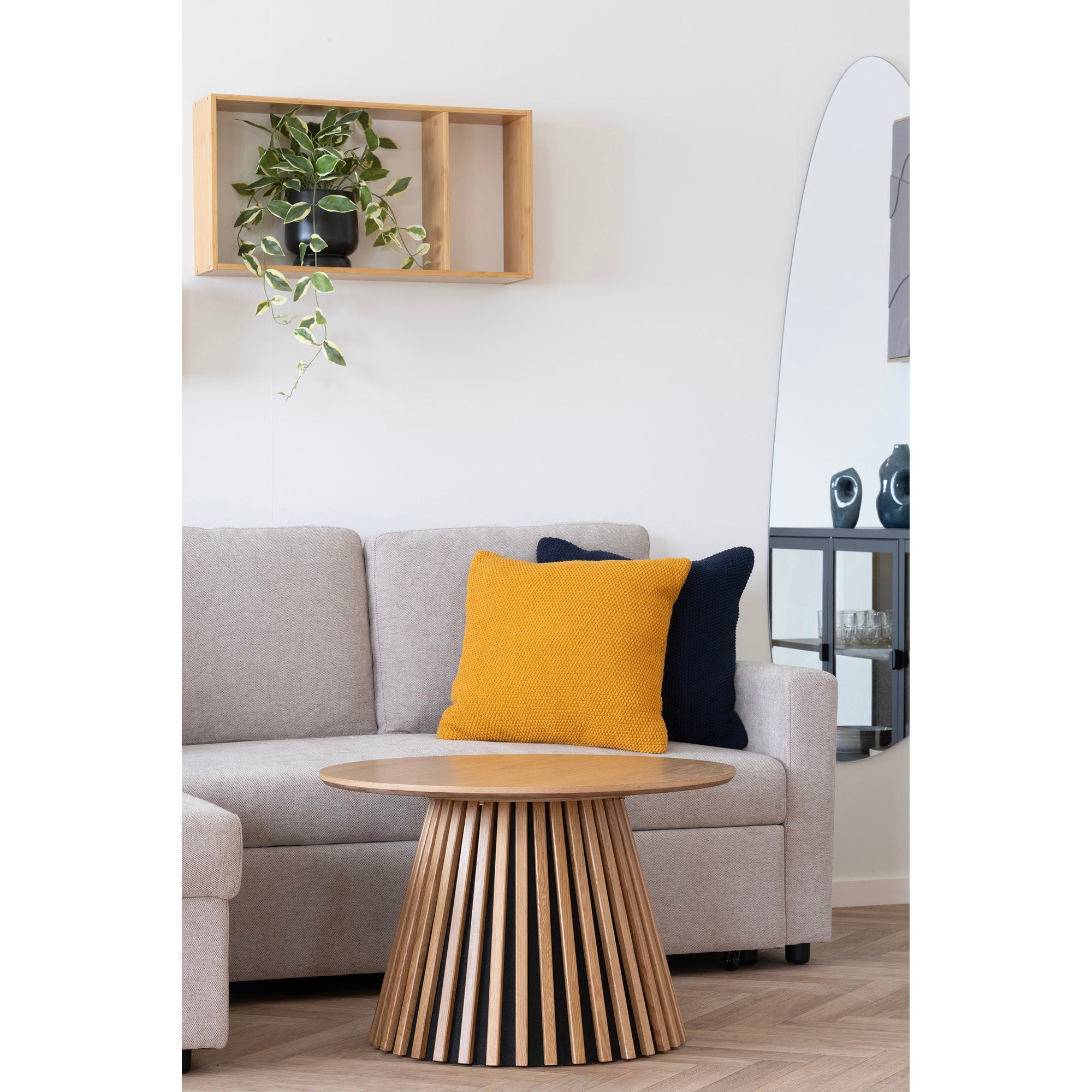 Osaka Coffee Table - Coffee table, oak veneer, natural ø70x45 cm